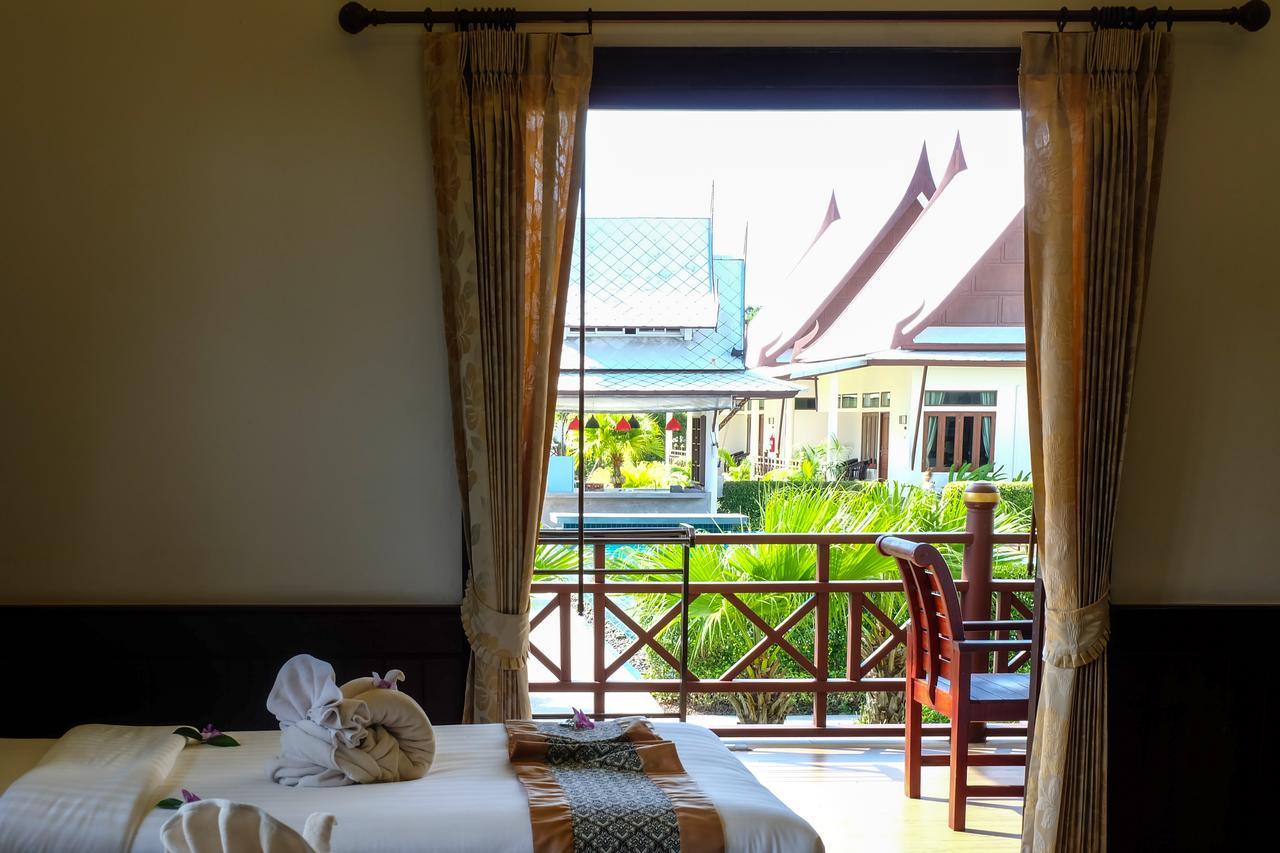 Bhu Tarn Koh Chang Resort & Spa Exterior foto